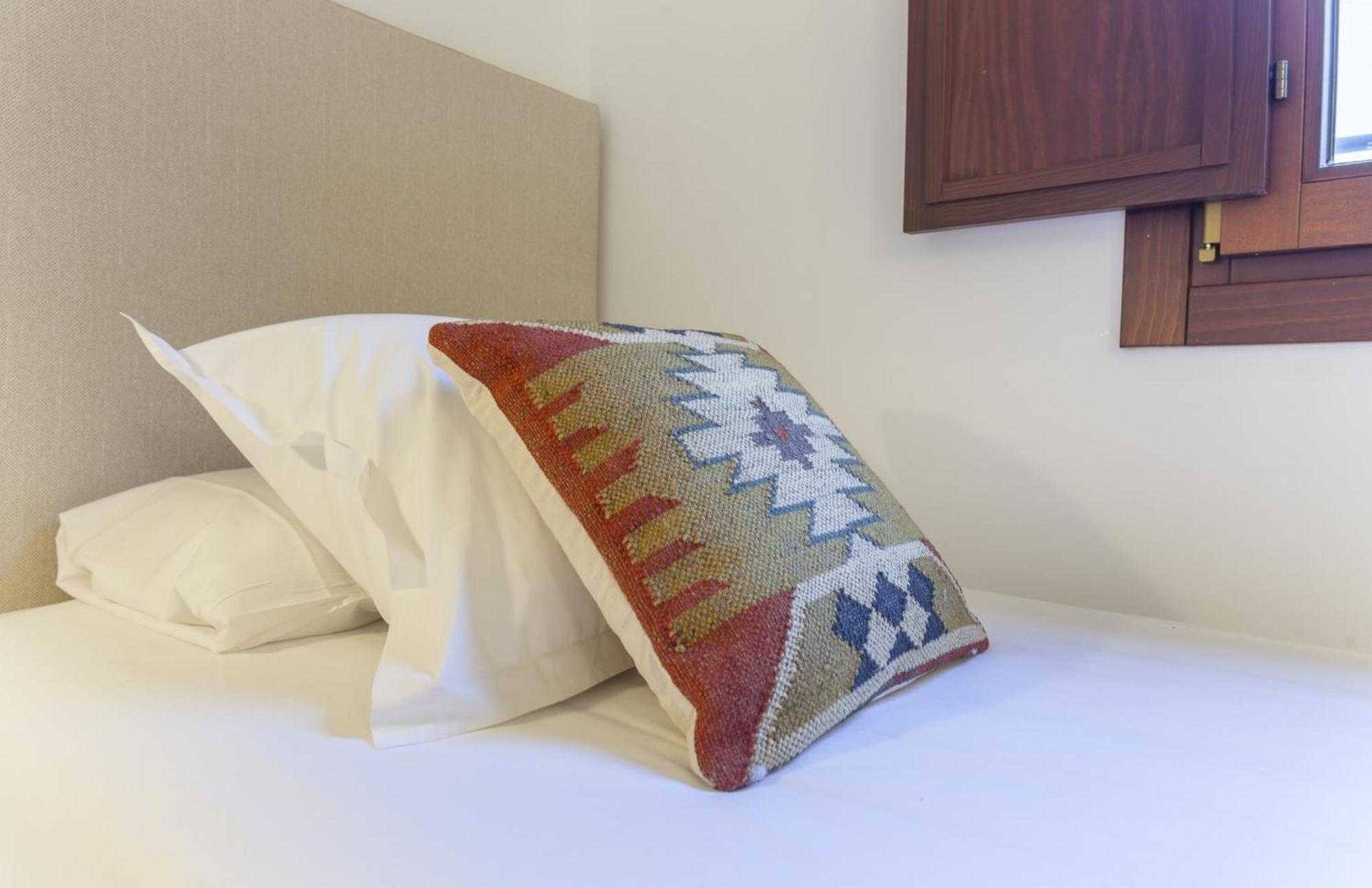 Cibeles Luxe In Madrid Apartment Luaran gambar