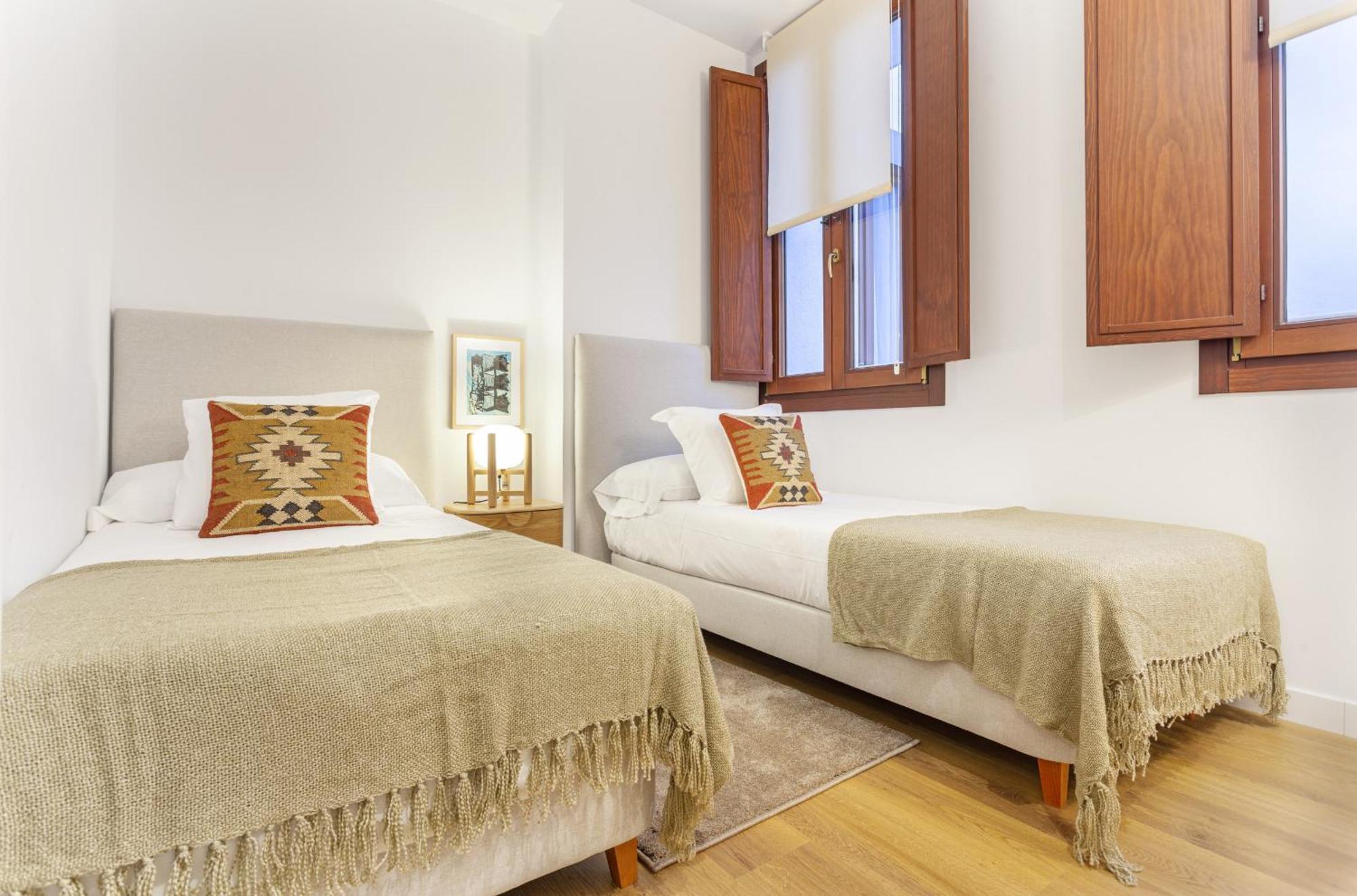 Cibeles Luxe In Madrid Apartment Luaran gambar
